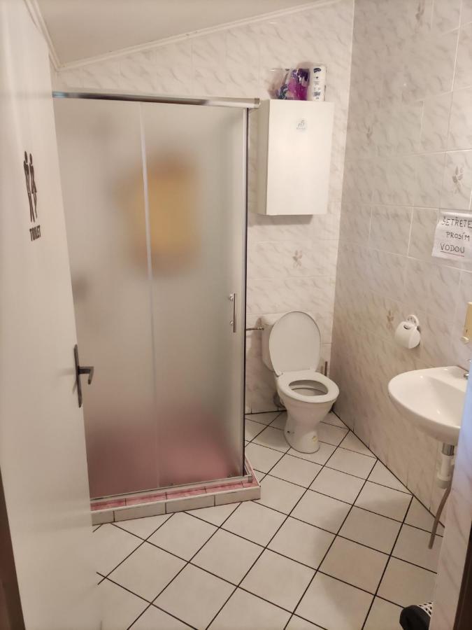 Vinny Sklep U Brodu Vacenovice Экстерьер фото